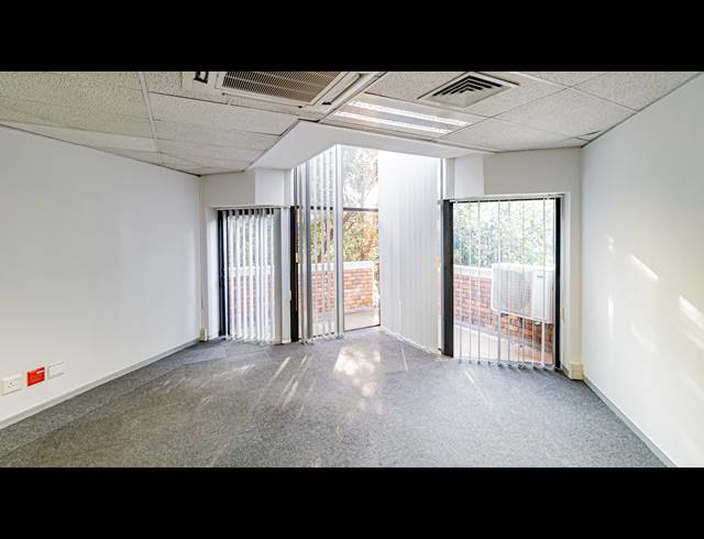822M² OFFICE TO LET IN PARKTOWN